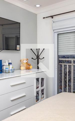 Apartamento à venda com 156m², 3 quartos e 3 vagas Apartamento à venda com 156m², 3 quartos e 3 vagasQuarto 1 - suíte