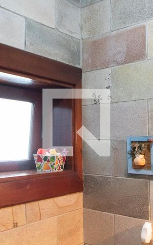 Casa à venda com 288m², 3 quartos e 2 vagas Casa à venda com 288m², 3 quartos e 2 vagasLAVABO