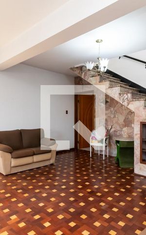Casa à venda com 214m², 3 quartos e 5 vagasSala de Estar