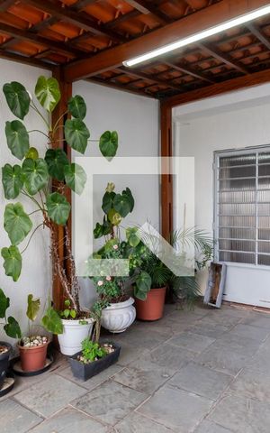 Casa à venda com 214m², 3 quartos e 5 vagasGaragem