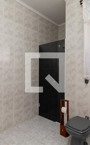 Casa à venda com 214m², 3 quartos e 5 vagasBanheiro 1
