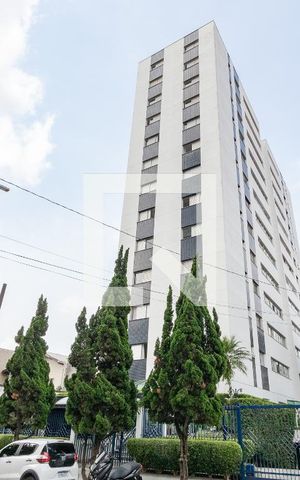 Apartamento à venda com 162m², 4 quartos e 2 vagas Apartamento à venda com 162m², 4 quartos e 2 vagasFachada