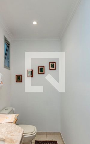 Apartamento à venda com 162m², 4 quartos e 2 vagas Apartamento à venda com 162m², 4 quartos e 2 vagasLavabo