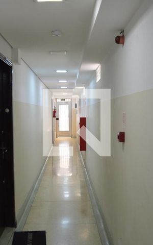 Apartamento à venda com 89m², 3 quartos e sem vagaCorredor