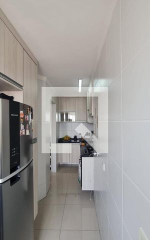 Apartamento à venda com 47m², 2 quartos e 1 vaga Apartamento à venda com 47m², 2 quartos e 1 vagaCozinha e Área de Serviço