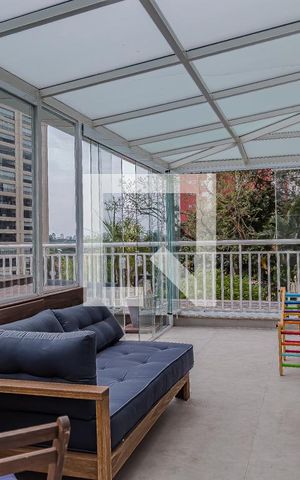 Apartamento para alugar com 120m², 2 quartos e 2 vagas Apartamento para alugar com 120m², 2 quartos e 2 vagasVaranda e Garden