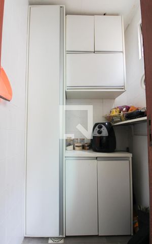 Apartamento à venda com 126m², 3 quartos e 1 vaga Apartamento à venda com 126m², 3 quartos e 1 vagaÁrea de Serviço
