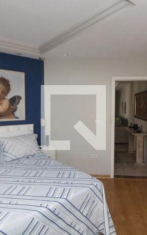 Casa à venda com 270m², 3 quartos e 8 vagasQuarto Suíte