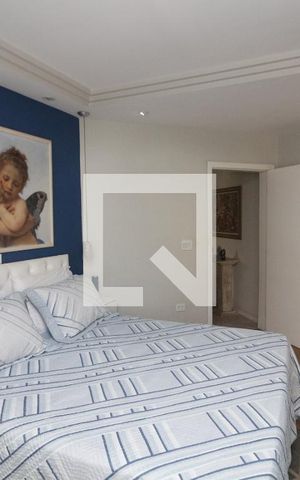 Casa à venda com 270m², 3 quartos e 8 vagasQuarto Suíte