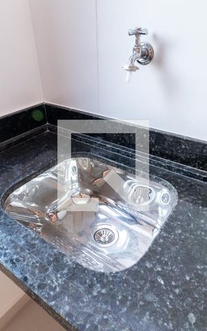 Apartamento à venda com 30m², 2 quartos e sem vagaCozinha e Área de Serviço