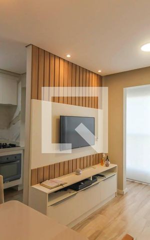 Apartamento à venda com 41m², 2 quartos e 1 vaga Apartamento à venda com 41m², 2 quartos e 1 vagaSala