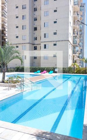 Apartamento para alugar com 60m², 2 quartos e 1 vaga Apartamento para alugar com 60m², 2 quartos e 1 vagaÁrea Comum - Piscina