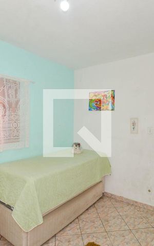 Casa à venda com 304m², 3 quartos e 2 vagas Casa à venda com 304m², 3 quartos e 2 vagascasa 2 - Quarto