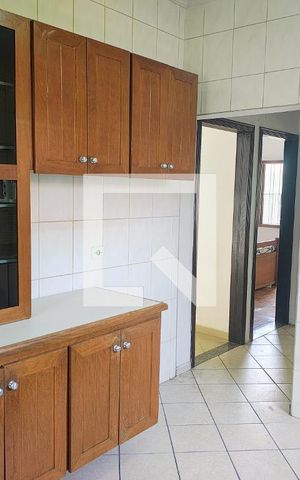 Casa à venda com 250m², 3 quartos e 3 vagas Casa à venda com 250m², 3 quartos e 3 vagasCozinha