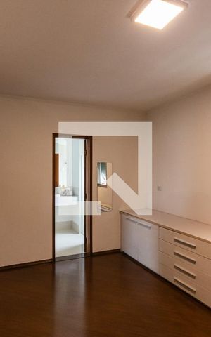 Apartamento para alugar com 142m², 3 quartos e 2 vagas Apartamento para alugar com 142m², 3 quartos e 2 vagasSuíte