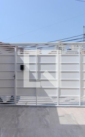 Casa para alugar com 89m², 2 quartos e 2 vagasGaragem