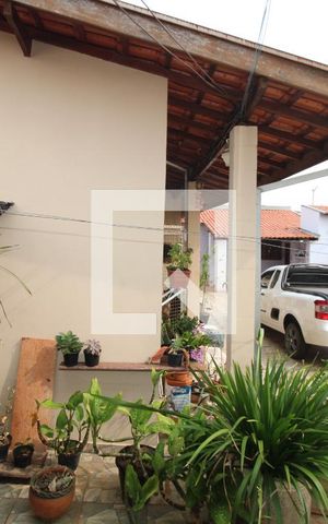 Casa à venda com 90m², 2 quartos e 2 vagas Casa à venda com 90m², 2 quartos e 2 vagasVista do Quarto 1