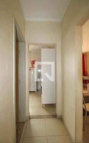 Casa à venda com 90m², 2 quartos e 2 vagas Casa à venda com 90m², 2 quartos e 2 vagasCorredor