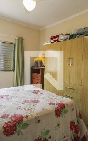 Casa à venda com 90m², 2 quartos e 2 vagas Casa à venda com 90m², 2 quartos e 2 vagasQuarto 2