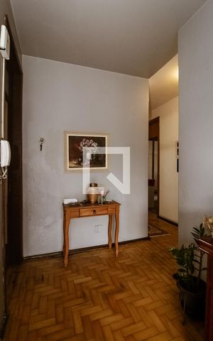 Apartamento à venda com 264m², 6 quartos e 1 vaga Apartamento à venda com 264m², 6 quartos e 1 vagaCorredor