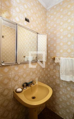 Apartamento à venda com 264m², 6 quartos e 1 vaga Apartamento à venda com 264m², 6 quartos e 1 vagaBanheiro da Suíte