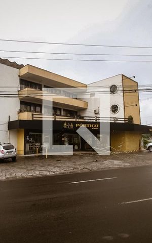 Apartamento à venda com 264m², 6 quartos e 1 vaga Apartamento à venda com 264m², 6 quartos e 1 vagaFachada