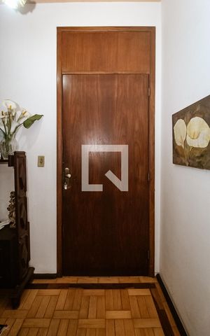 Apartamento à venda com 264m², 6 quartos e 1 vaga Apartamento à venda com 264m², 6 quartos e 1 vagaEntrada
