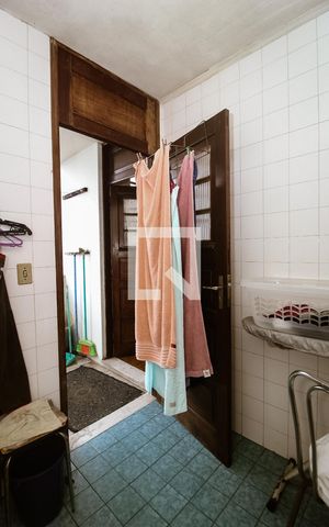 Apartamento à venda com 264m², 6 quartos e 1 vaga Apartamento à venda com 264m², 6 quartos e 1 vagaÁrea de Serviço