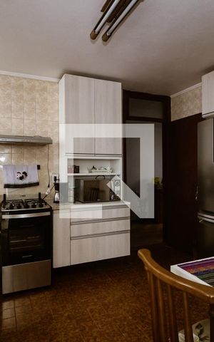 Apartamento à venda com 264m², 6 quartos e 1 vaga Apartamento à venda com 264m², 6 quartos e 1 vagaCozinha
