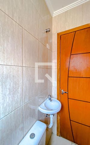 Casa à venda com 400m², 3 quartos e 8 vagasBanheiro de serviço