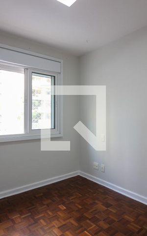 Apartamento para alugar com 109m², 4 quartos e 2 vagas Apartamento para alugar com 109m², 4 quartos e 2 vagasQuarto 3