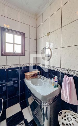 Casa à venda com 180m², 3 quartos e 2 vagasBanheiro da Suíte 