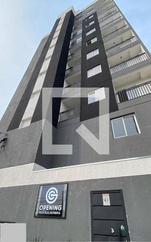 Apartamento para alugar com 32m², 2 quartos e 1 vaga Apartamento para alugar com 32m², 2 quartos e 1 vagaFachada