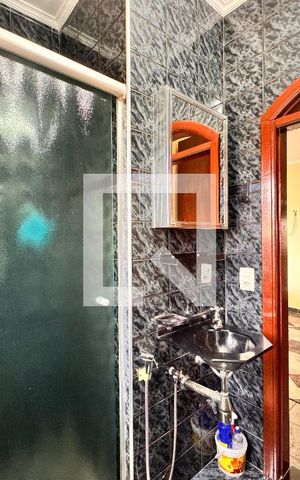 Casa à venda com 267m², 3 quartos e 1 vaga Casa à venda com 267m², 3 quartos e 1 vagaBanheiro