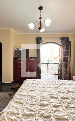 Casa à venda com 267m², 3 quartos e 1 vaga Casa à venda com 267m², 3 quartos e 1 vagaSuite