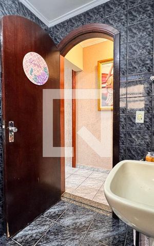 Casa à venda com 267m², 3 quartos e 1 vaga Casa à venda com 267m², 3 quartos e 1 vagaLavabo