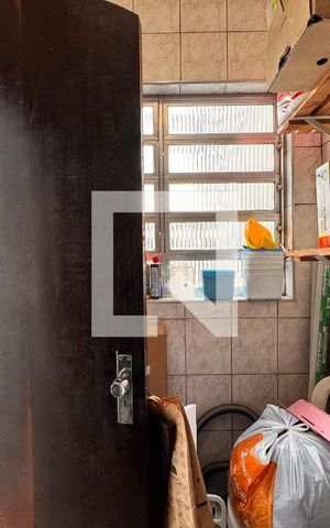 Casa à venda com 267m², 3 quartos e 1 vaga Casa à venda com 267m², 3 quartos e 1 vagaQuarto de Serviço / despensa