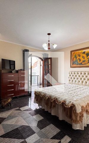 Casa à venda com 267m², 3 quartos e 1 vaga Casa à venda com 267m², 3 quartos e 1 vagaSuite
