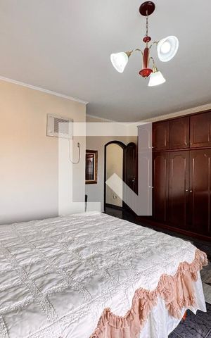 Casa à venda com 267m², 3 quartos e 1 vaga Casa à venda com 267m², 3 quartos e 1 vagaSuite