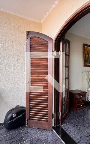 Casa à venda com 267m², 3 quartos e 1 vaga Casa à venda com 267m², 3 quartos e 1 vagaSacada