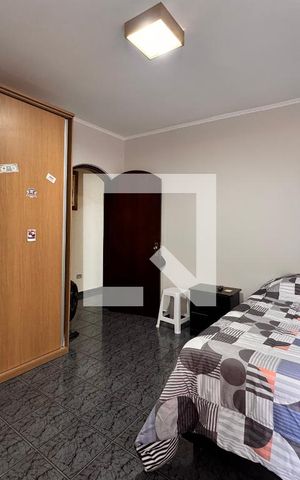 Casa à venda com 267m², 3 quartos e 1 vaga Casa à venda com 267m², 3 quartos e 1 vagaQuarto 1