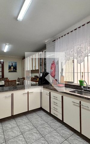 Casa à venda com 267m², 3 quartos e 1 vaga Casa à venda com 267m², 3 quartos e 1 vagaCozinha