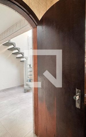 Casa à venda com 267m², 3 quartos e 1 vaga Casa à venda com 267m², 3 quartos e 1 vagaQuarto de Serviço / despensa