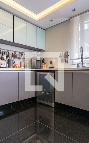 Casa para alugar com 400m², 4 quartos e 3 vagas Casa para alugar com 400m², 4 quartos e 3 vagasCozinha