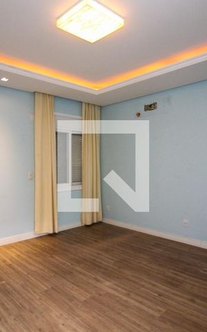 Casa de condomínio à venda com 300m², 4 quartos e 3 vagas Casa de condomínio à venda com 300m², 4 quartos e 3 vagasQuarto 2