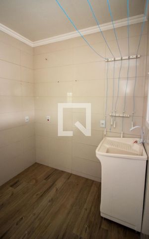 Casa de condomínio à venda com 300m², 4 quartos e 3 vagas Casa de condomínio à venda com 300m², 4 quartos e 3 vagasÁrea de Serviço