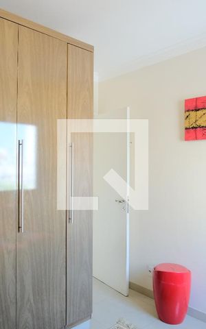 Apartamento à venda com 99m², 3 quartos e 2 vagasQuarto 2