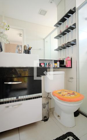 Apartamento à venda com 99m², 3 quartos e 2 vagasBanheiro da Suíte