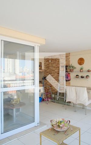 Apartamento à venda com 99m², 3 quartos e 2 vagasVaranda