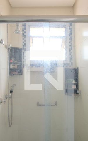 Apartamento à venda com 99m², 3 quartos e 2 vagasBanheiro da Suíte